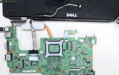 Adapter Voltage Gets Disconnected When Plugging It in Laptop