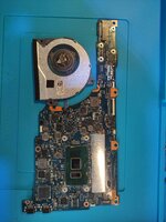 ux490ua 2.jpeg